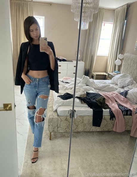 ScarlettSantt actress pictures