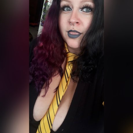 Coral Nebulaaa pornstar hot pic