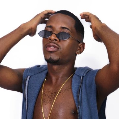 DANIEL BAIANO star naked photo