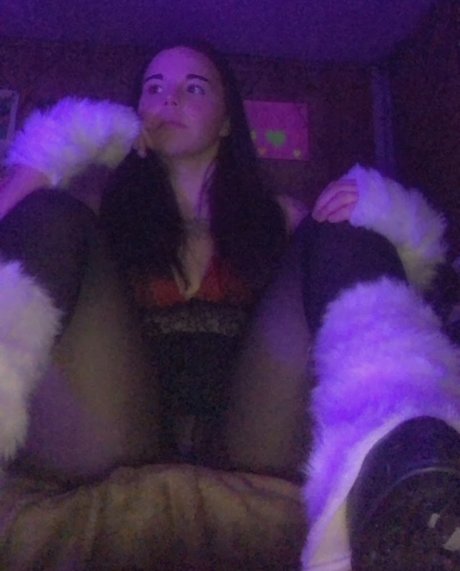 Queenbarbie1997 naked actress gallery