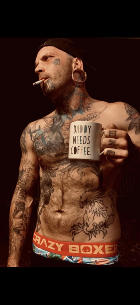 Dom over dames model nice pic