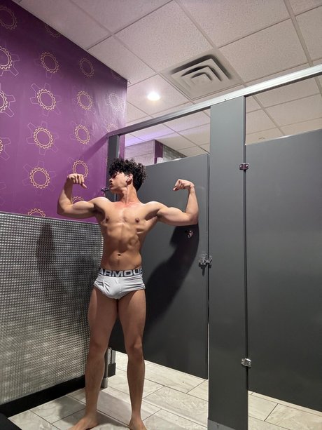 K D high quality model img