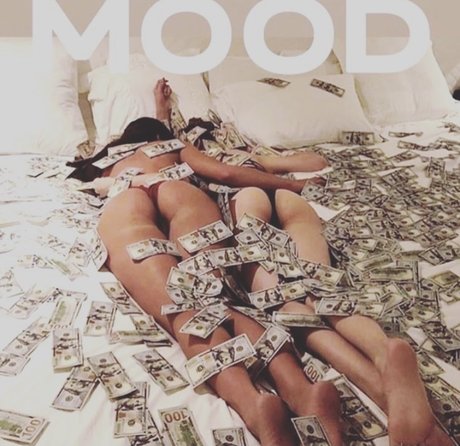 BLACK BARBIE_ best model photo