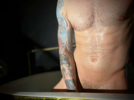 _Ray Dior pornstar adult image