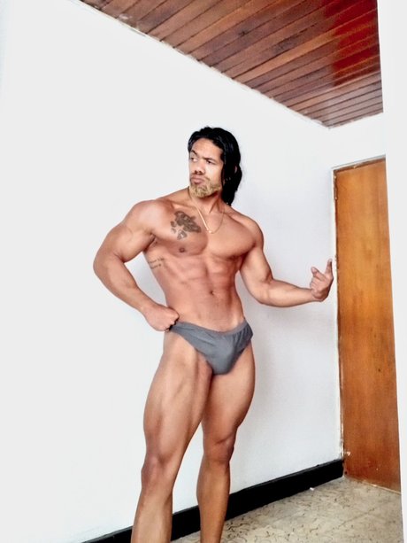 Rtropical pornstar top images