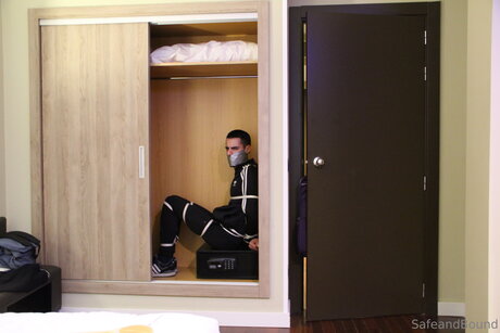 Safe and Bound hot star photos