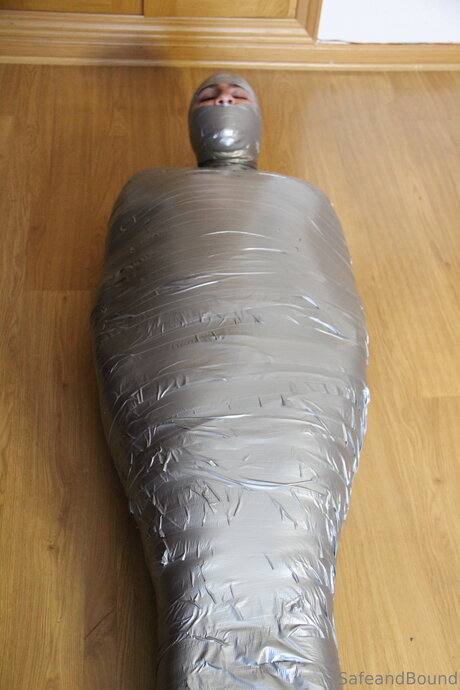 Safe and Bound exclusive model archive