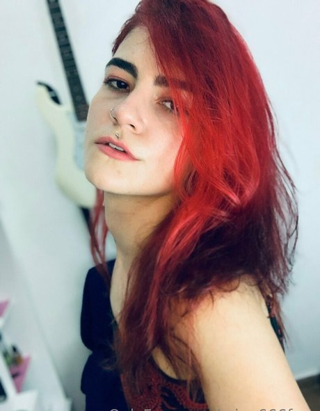 mina666free erotic model pic