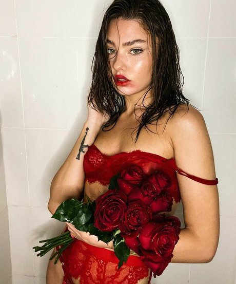 skinny ebony onlyfans pretty photos