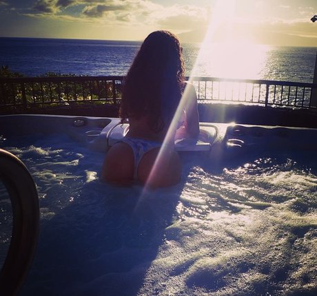 Jessie Rogers nice star image