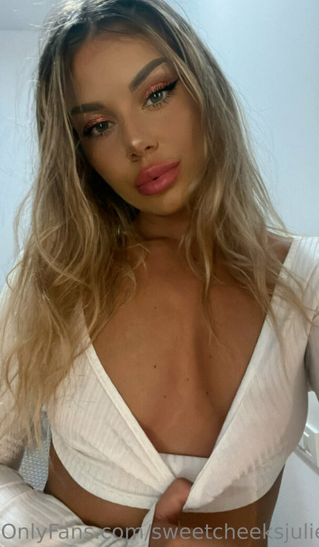 sweetcheeksjuliefree pornstar free image