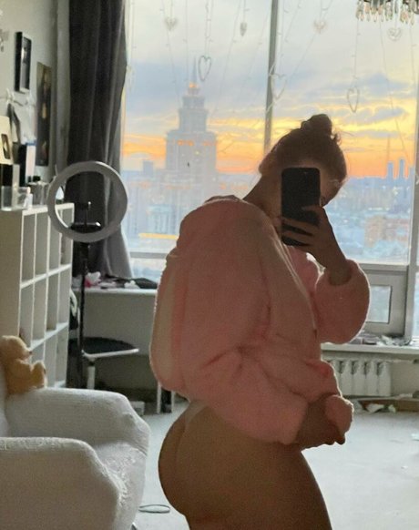 Sveta Sollar star erotic pictures