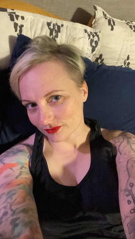 Diane Green nude model pictures