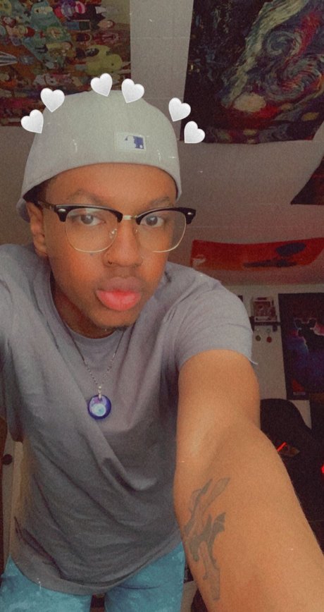 Tavion Smith sex star img