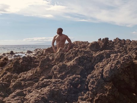 Starts with B pornstar adult photo