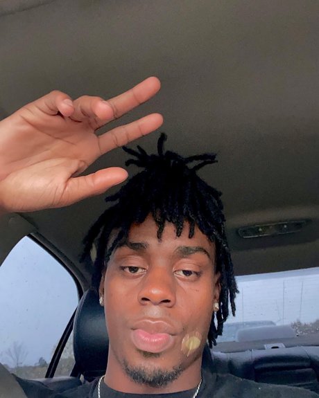 SheLuvsTay sex pornstar gallery