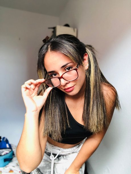 IVONE free star photo