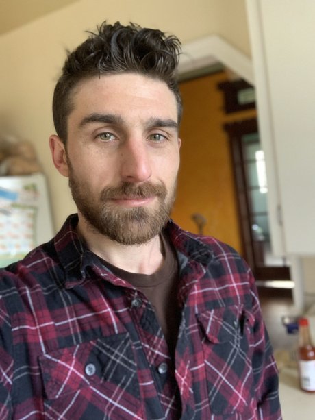 chubby babe onlyfans nudes image