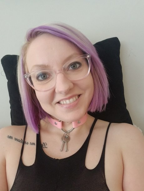 Harley Mae model nude images