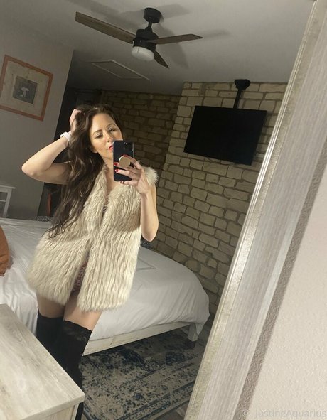 justinejakobs high quality model pics