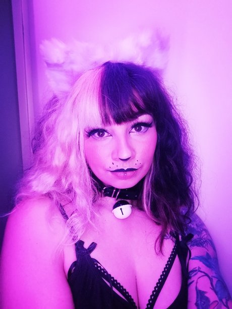 Monstress214_ star nice archive