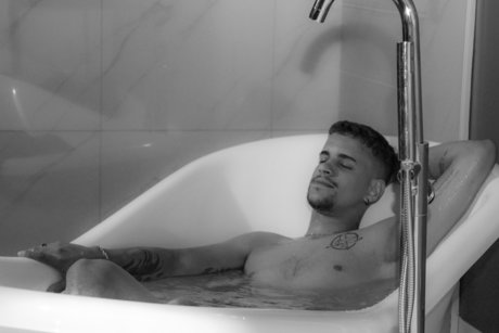 Guigo Valentim erotic model pictures