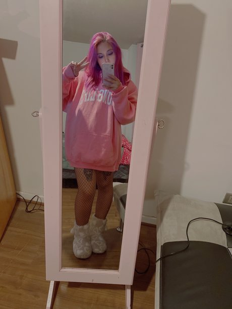 Lorelain exclusive actress photos