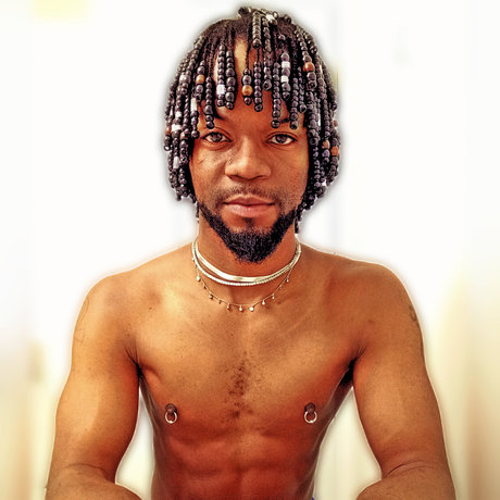 ToppinTwink model nude pics