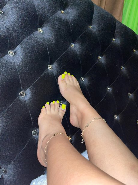 Stefany Diaz star free pictures