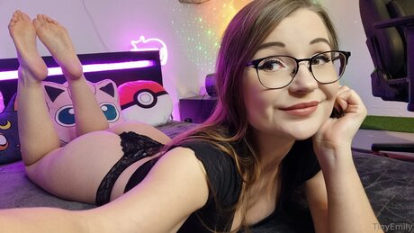 milf strip onlyfans naked image