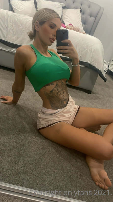 trans free onlyfans adult pics