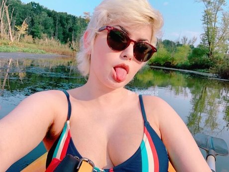 blowjob milf onlyfans free sexy photo