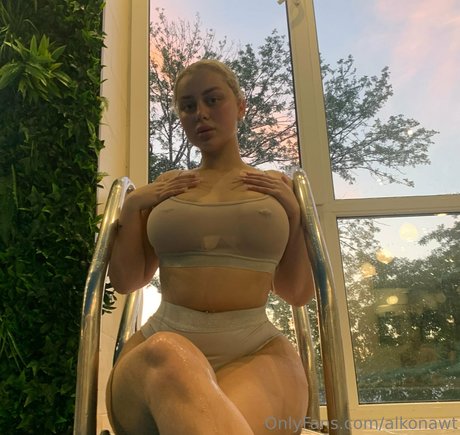 latino onlyfans hot naked picture