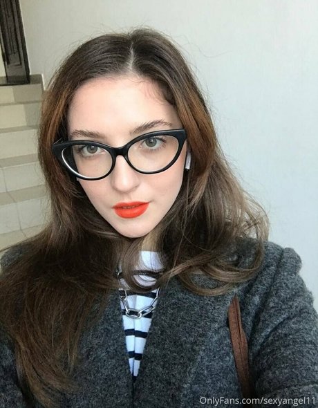 Sexyangel11 erotic pornstar archive