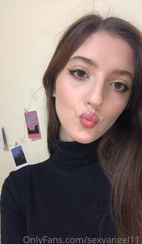 Sexyangel11 nude star pictures