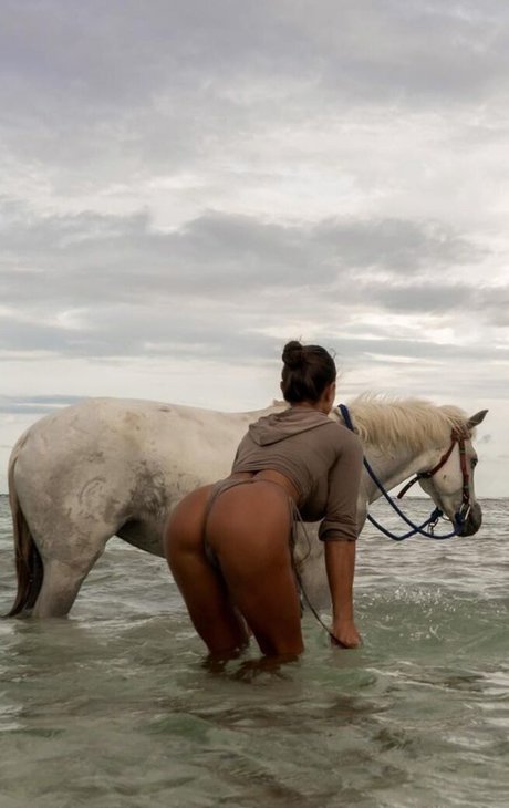 famous midget onlyfans hot sexy archive