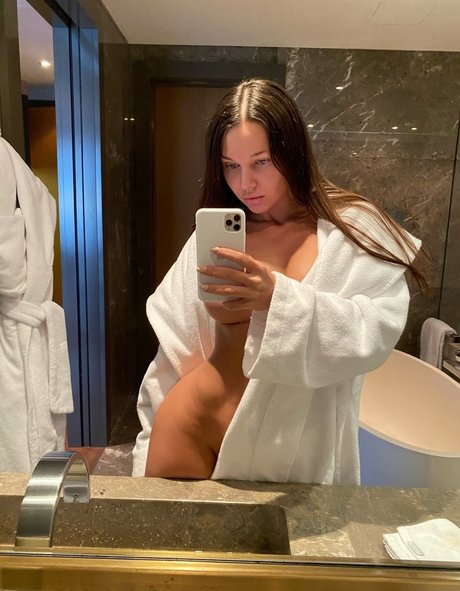 bbw thick onlyfans pornographic image