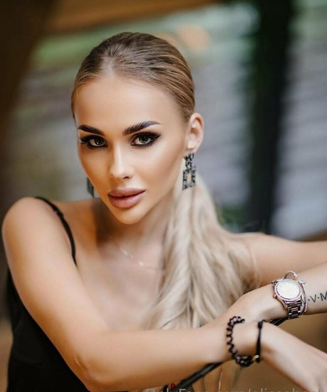 bikini teen onlyfans free xxx picture