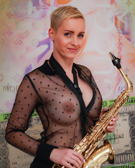 sucking cock onlyfans perfect picture