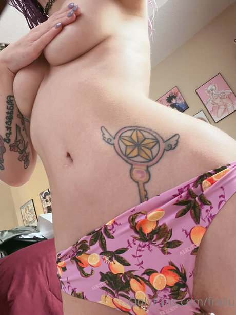 Frailu pornstar exclusive picture