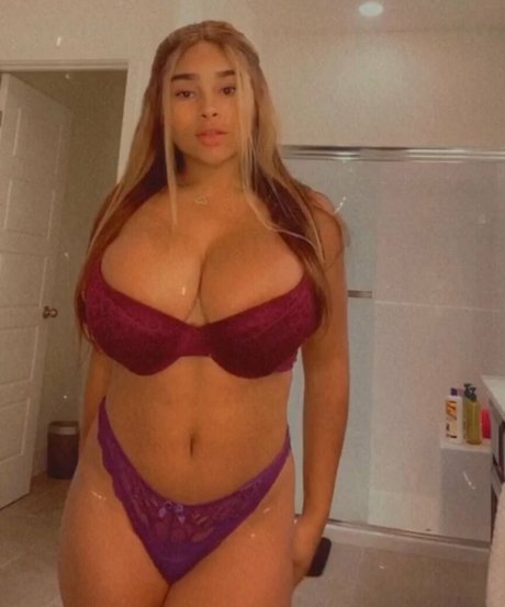 Thebae Breanna star pretty image