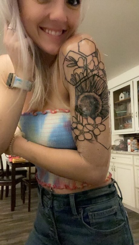 im over covid model top pics