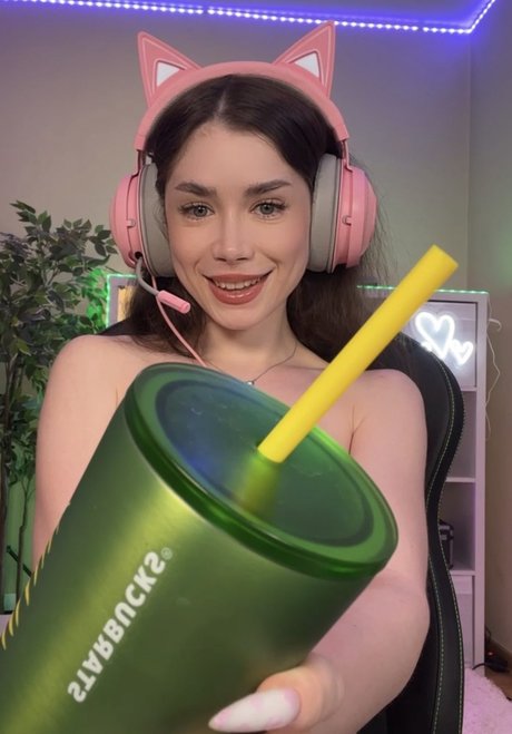 laureljeune hot star photos