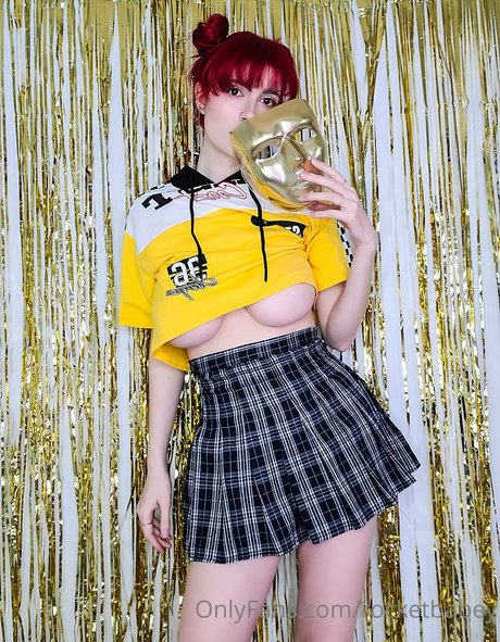 petite trans onlyfans naked image