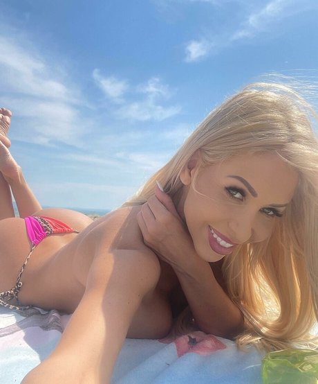 Barby6699 perfect pornstar photos