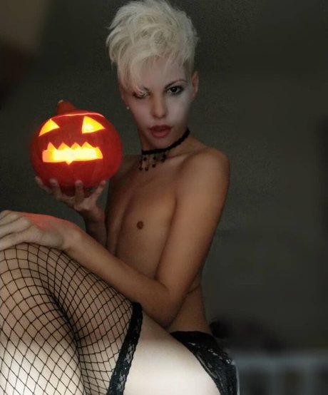 Blonditwink nudes pornstar gallery