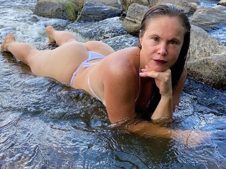 elisangela fs pornstar naked photos