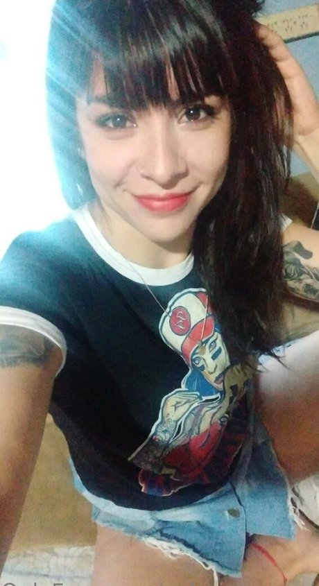 pampi cush hd star photos