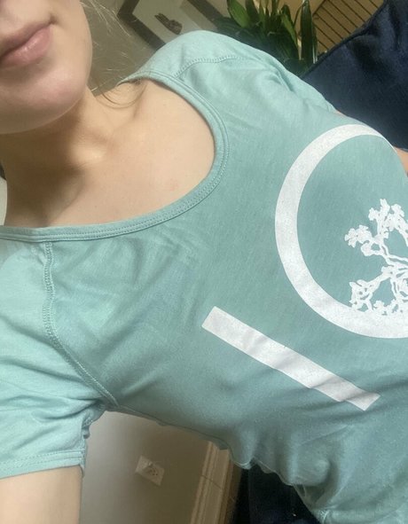 pregnantcaireen naked pornstar gallery