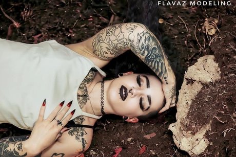 Siren Starr sex actress pictures